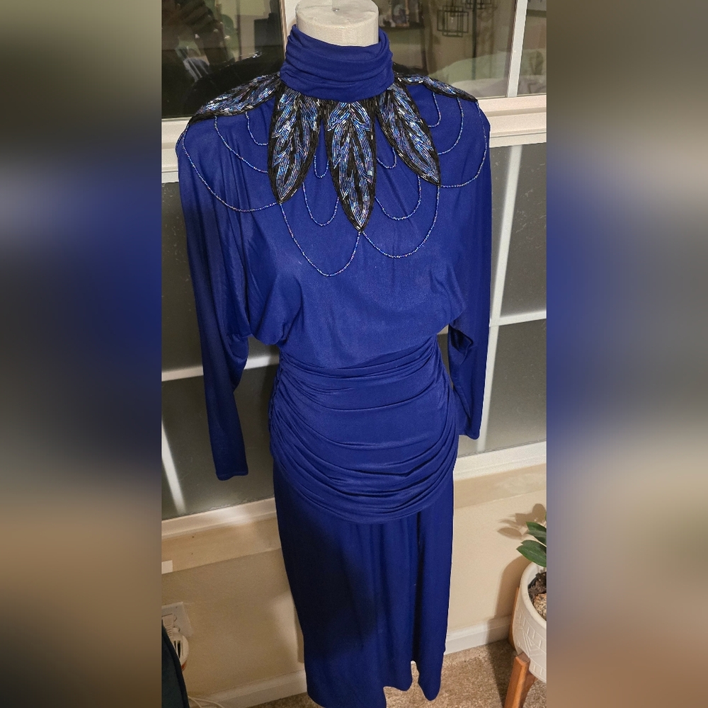 Elegant Blue Dress with Beaded Detail